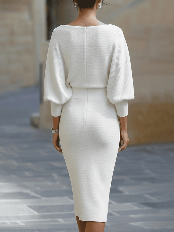 Damen Strickkleid mit Fledermausärmeln | Midi