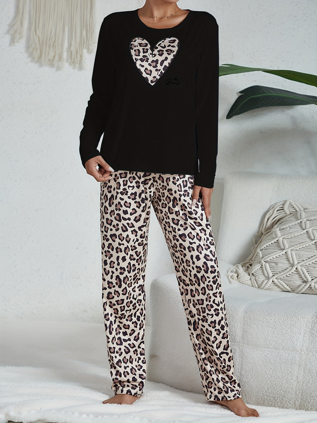 Damen Set Pyjama mit Leopardenmuster | Nachtwäsche und Hauskleidung