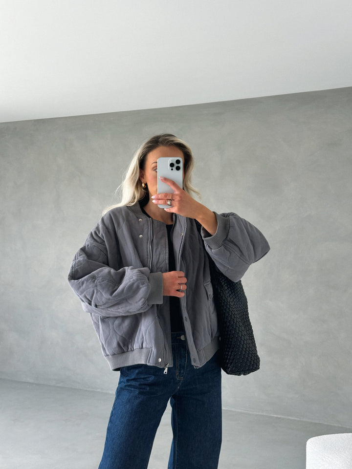 Women's Oversized Quilted Bomber Jacket | Lightweight
