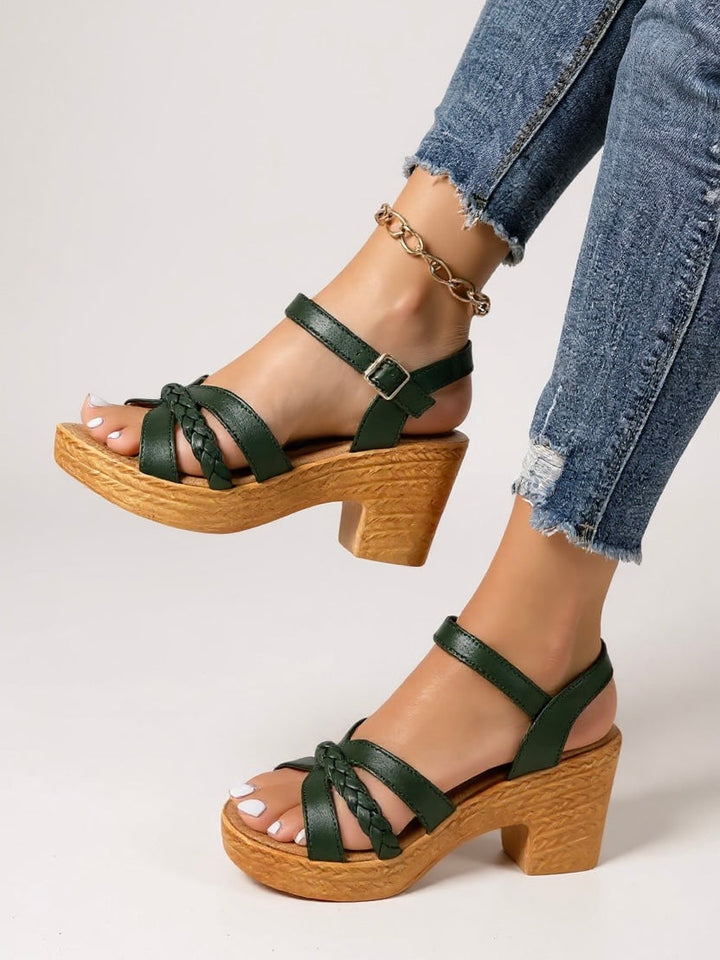 Damen geflochtene Sandalen mit Absatz | Schnalle