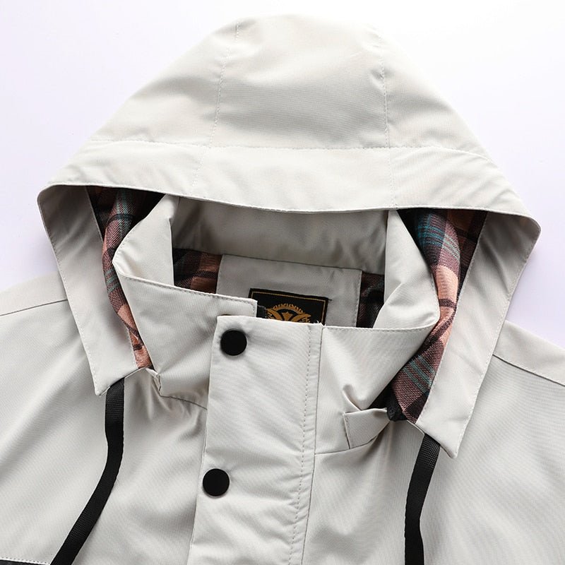 Herren Regenjacke mittlerer Länge | Mit Kapuze