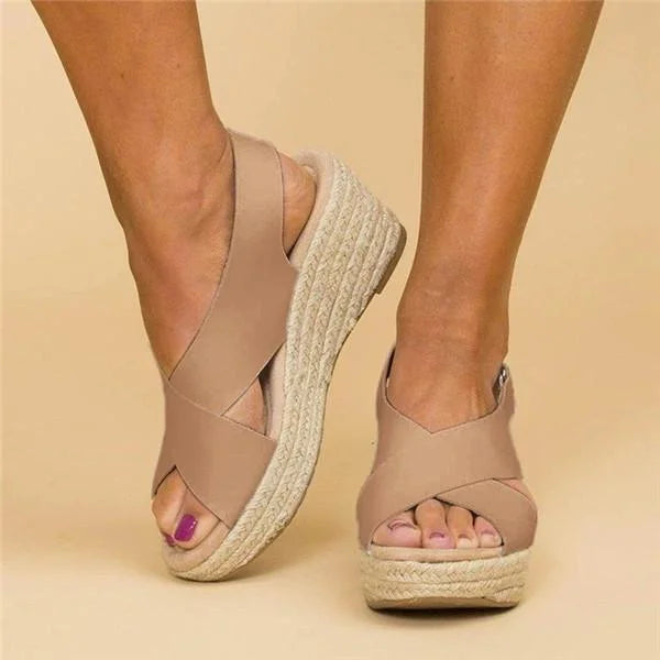 Damen Sandalen mit gekreuzten Riemen | Keilabsatz