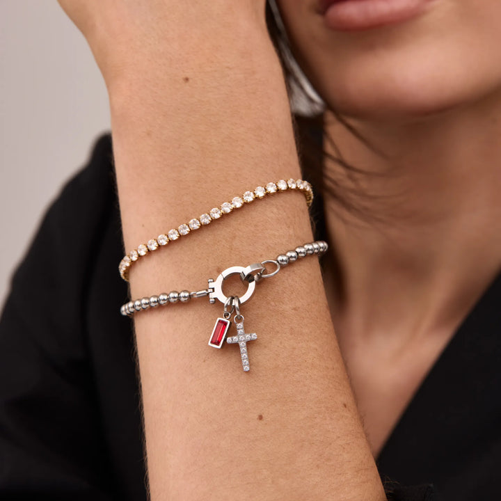 Damenarmband mit Anhängern | Perlenarmband