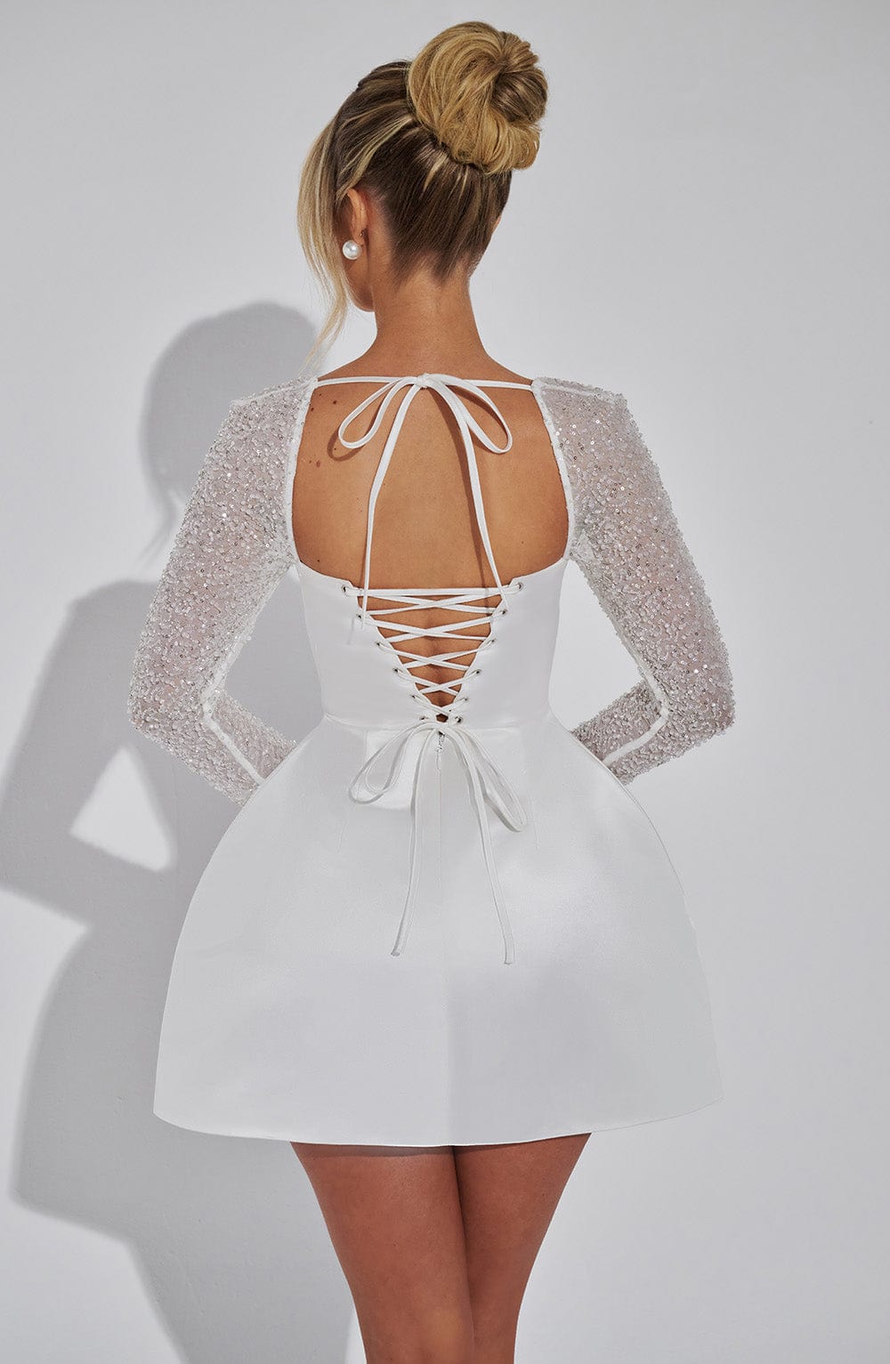 Damen Hochzeitskleid mit quadratischem Ausschnitt | Mini