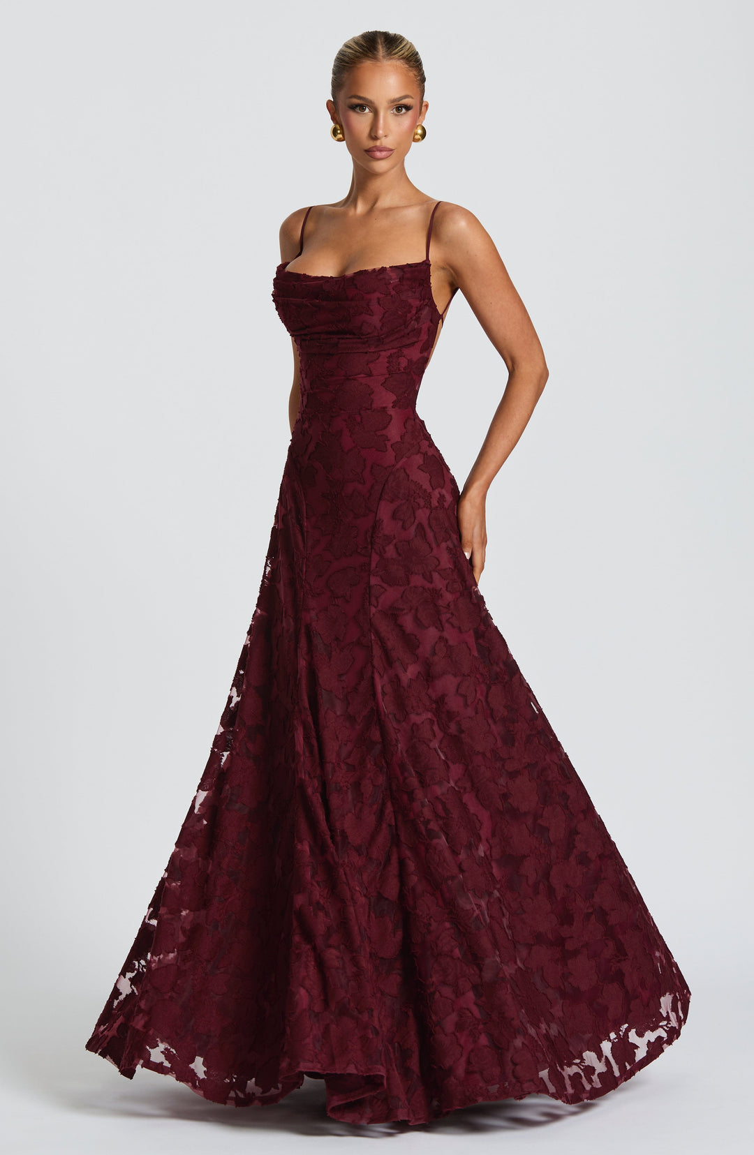 Damen Kleid mit offenem Rücken und Blumenstruktur | Maxi