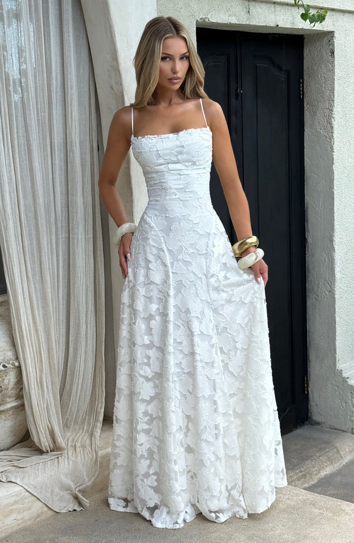 Damen Kleid mit offenem Rücken und Blumenstruktur | Maxi