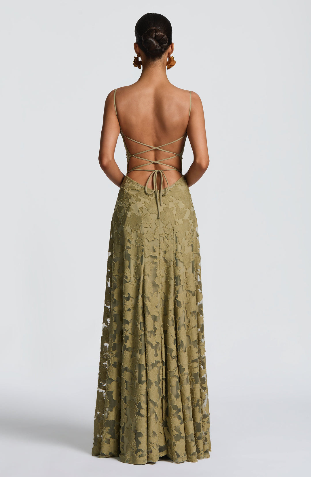 Damen Kleid mit offenem Rücken und Blumenstruktur | Maxi