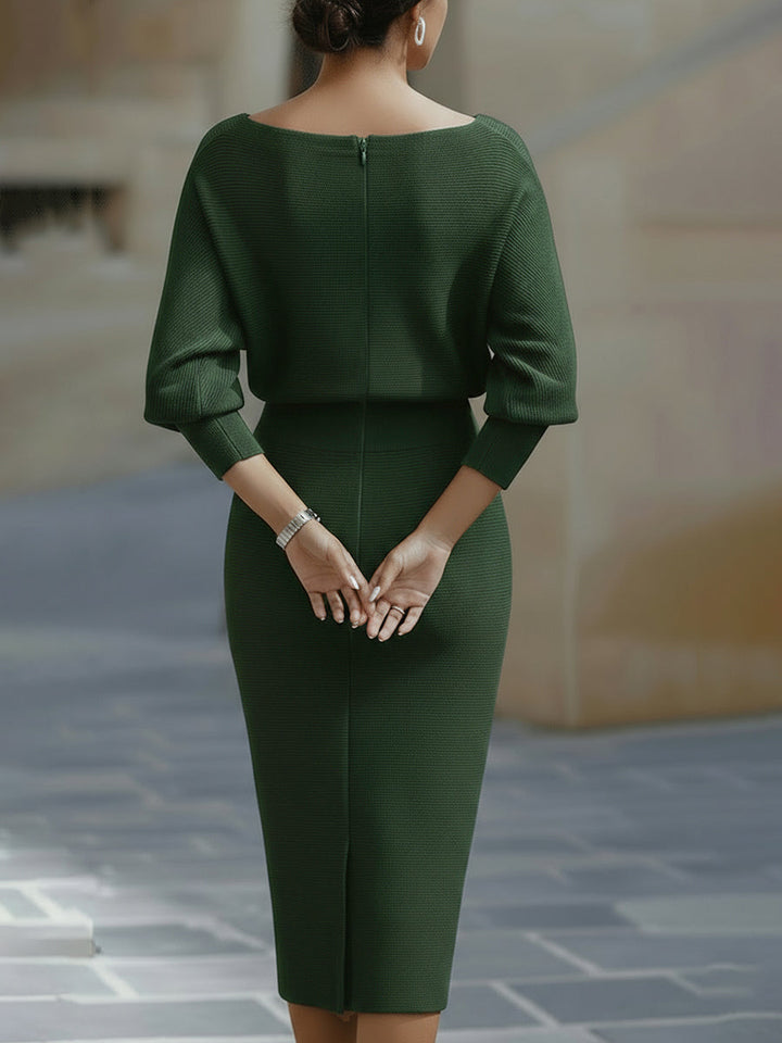 Damen Strickkleid mit Fledermausärmeln | Midi