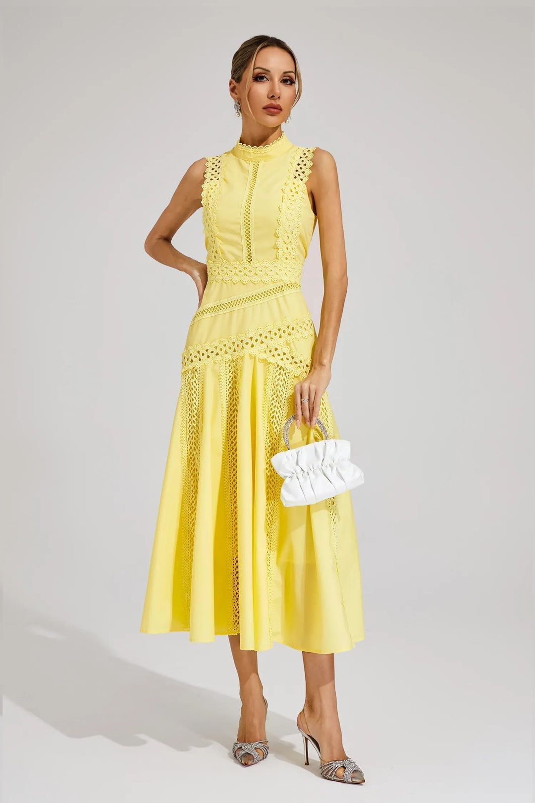 Damen Hochzeitskleid mit hohem Ausschnitt | Midi